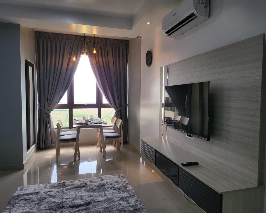 Bali Residence Impian Raudah Malacca Exterior photo